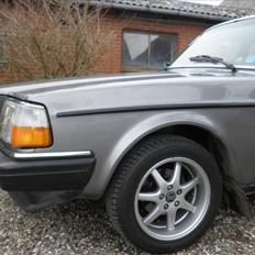Volvo 240 "Solgt"