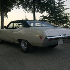 Buick Skylark Custom Coupe 