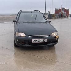 Ford Escort 1.6 16v(skrottet)