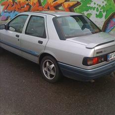 Ford Sierra Azur