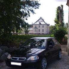 Honda civic ( totalskadet )