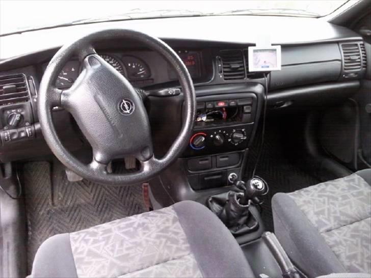 Opel Vectra 1,8i 16V TIL SALG billede 8
