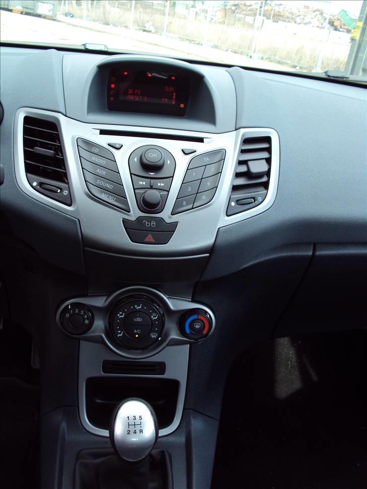 Ford Fiesta 1.25 82 Trend billede 10