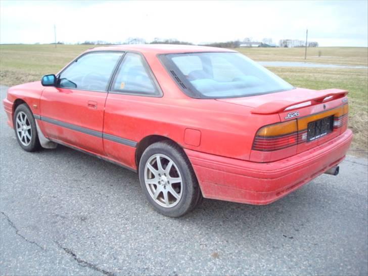 Mazda 626 2,0i 16v gt skrottet billede 3