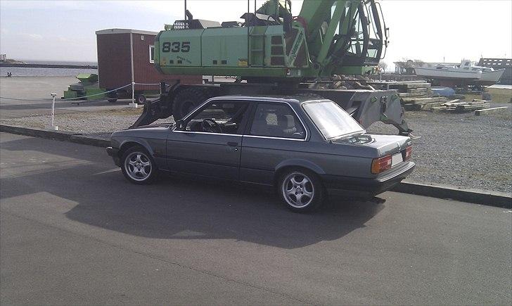 BMW e30 - forår 2011 billede 3