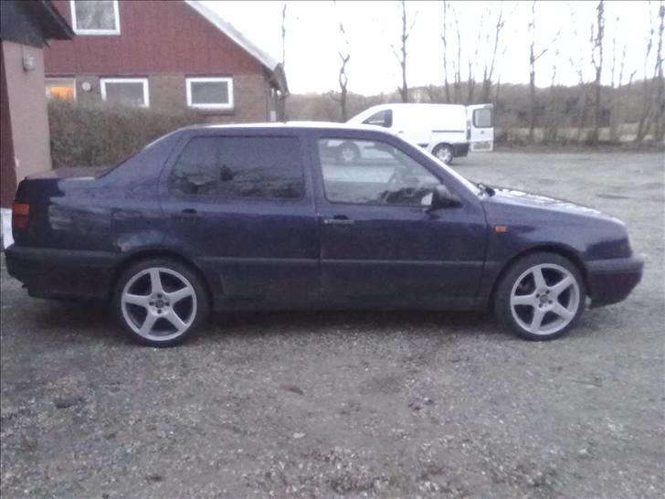 VW Vento - med alu fælge på  billede 11