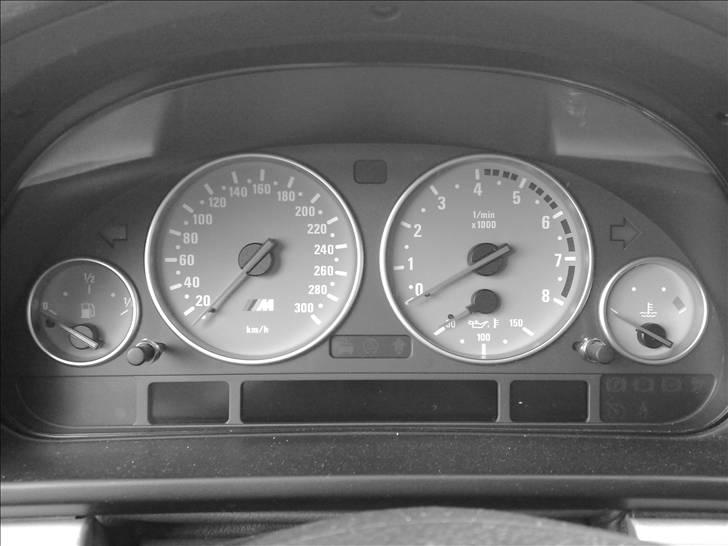 BMW E39 540i V8 - Solgt billede 14