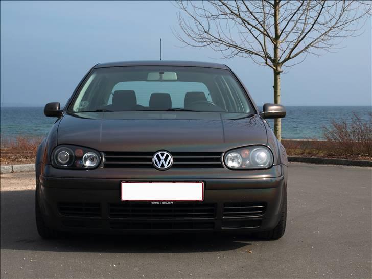 VW Golf 4 Gti Turbo - Forfra hvor solen ikke står på. billede 4