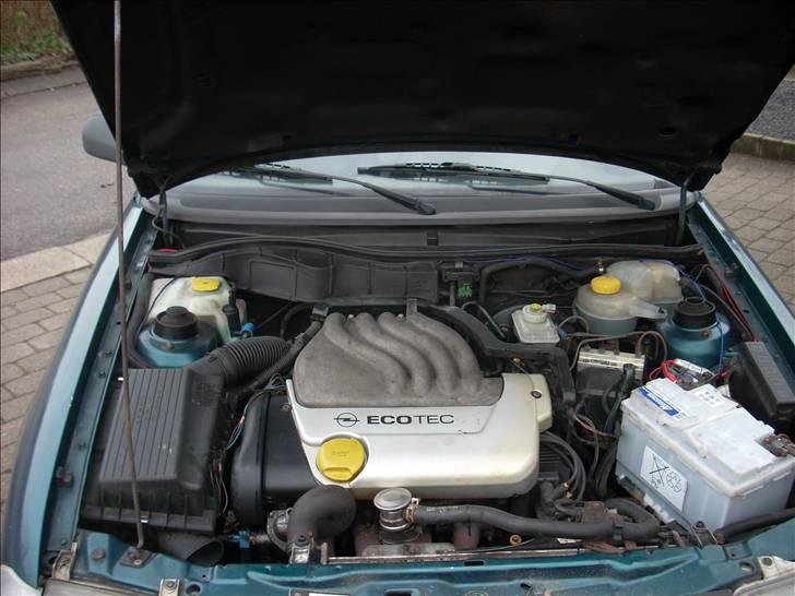 Opel Astra F 1.6i 16V SOLGT billede 8