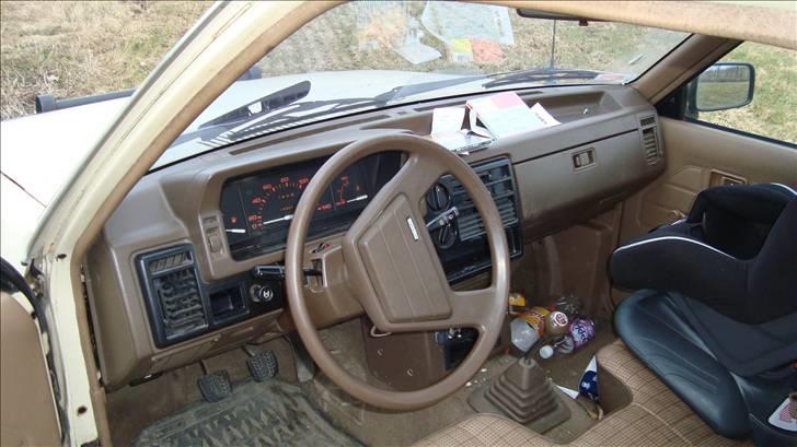 Mazda b2200 solgt billede 13