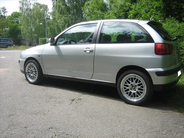 Seat Ibiza - Gammelt billed, med gamle fælge. billede 15