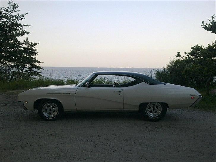 Buick Skylark Custom Coupe  - ...så kom bagenden ned hvor den hører til ;) billede 1