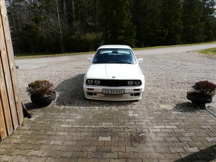 BMW BMW E30 M-Tech II  solgt billede 2