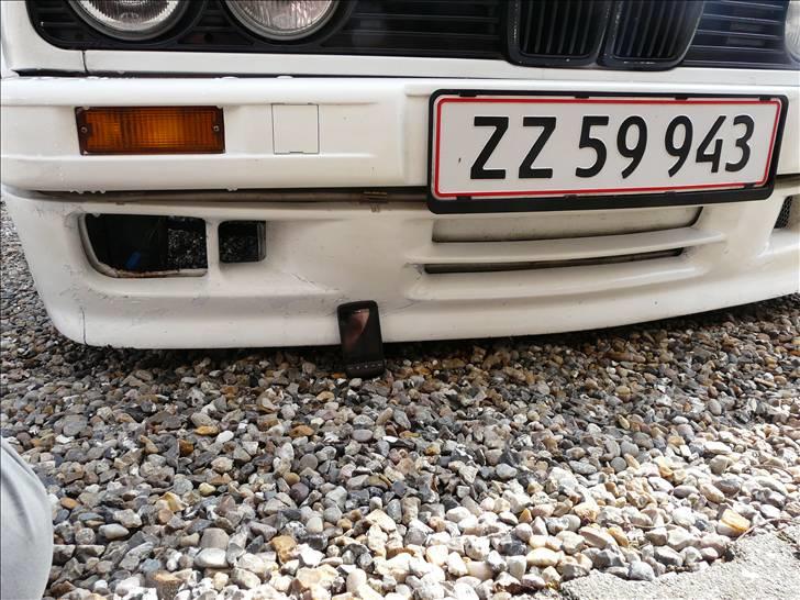 BMW BMW E30 M-Tech II  solgt billede 6