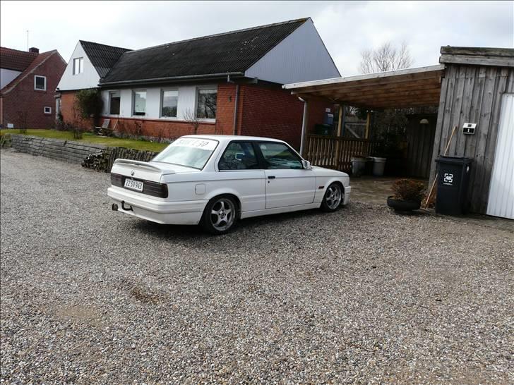 BMW BMW E30 M-Tech II  solgt billede 8