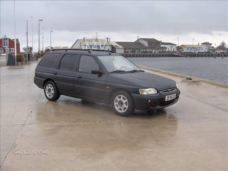 Ford Escort 1.6 16v(skrottet) billede 2