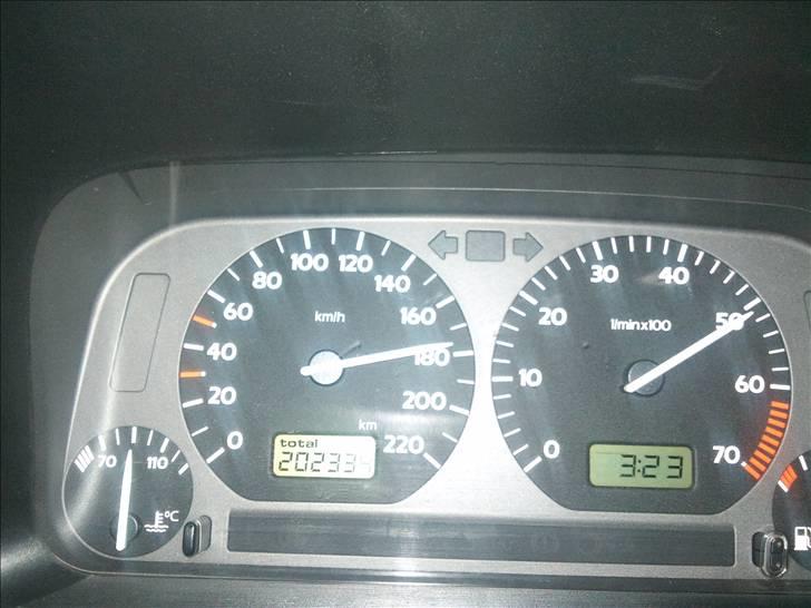 VW Vento CLX - Næsten topfart billede 14