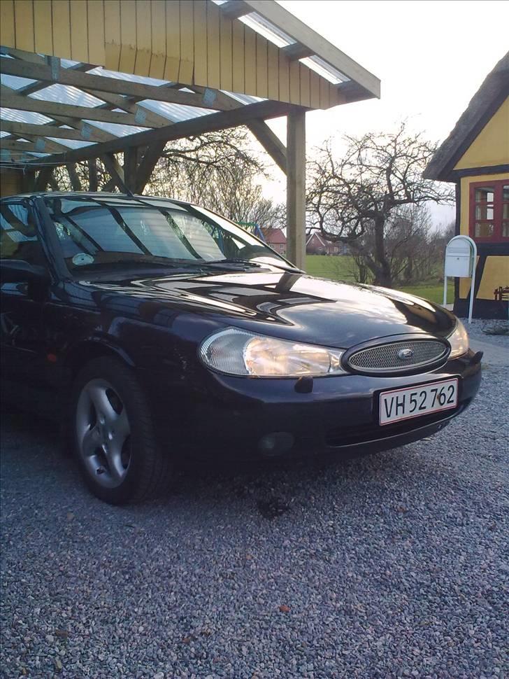 Ford Mondeo 2,5 v6 billede 4