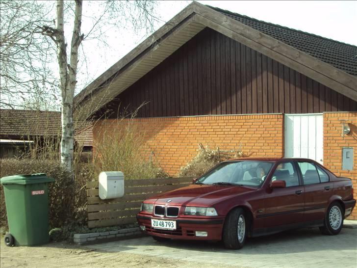 BMW E36 320i SOLGT billede 16