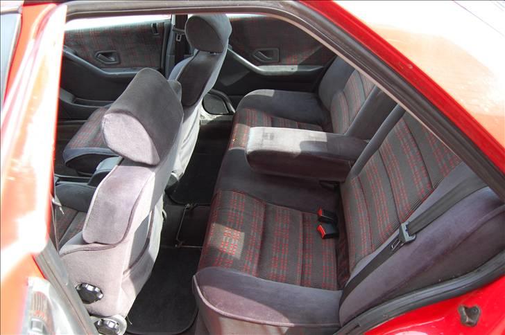 Peugeot 405 Mi16 billede 4