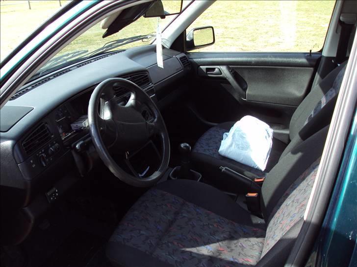 VW Golf ||| GL Tdi - SOLGT billede 2