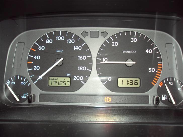 VW Golf ||| GL Tdi - SOLGT billede 4