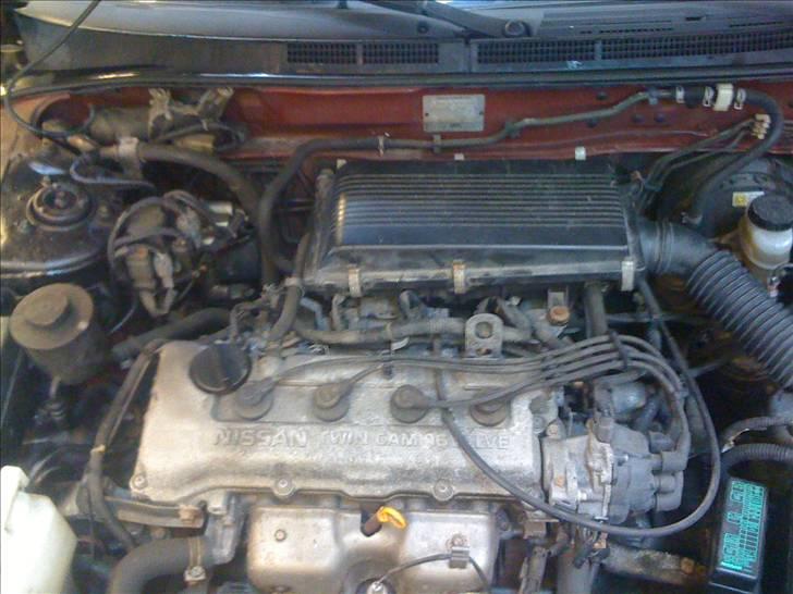 Nissan almera gx 1,6i tilsalg billede 14