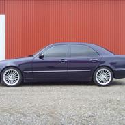 Mercedes Benz E270 CDI TIL SALG