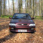 Ford Escort 1.8 16v Sport