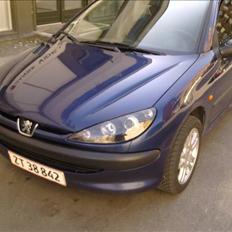 Peugeot 206(Solgt) :(