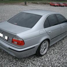 BMW e39 523 steptr. (solgt)