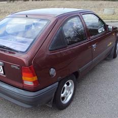 Opel kadett E 1,4I Fun *væk*