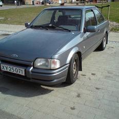Ford Escort 