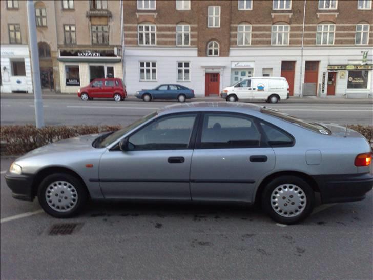 Honda Accord 2,0i solgt billede 5