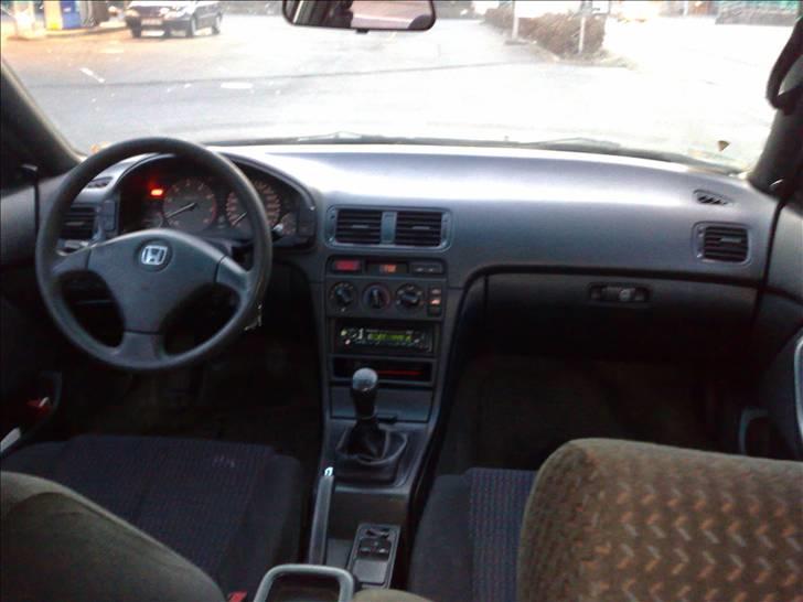 Honda Accord 2,0i solgt billede 10