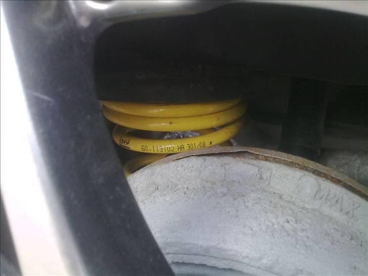 Opel Astra F ST  - så kom da lige ny undervong på bilen 40/40 og nye dæmper hele vejen rundt lækkert bliv det billede 12