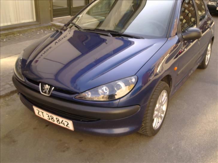 Peugeot 206(Solgt) :( billede 2