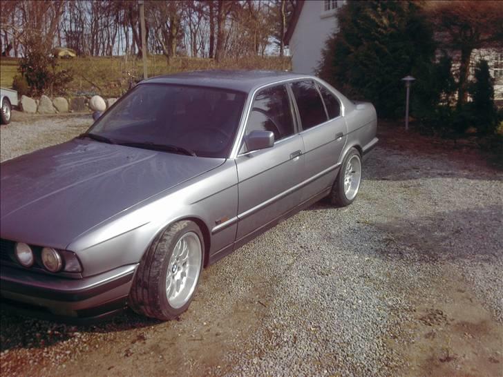 BMW 535i (SOLGT) billede 8