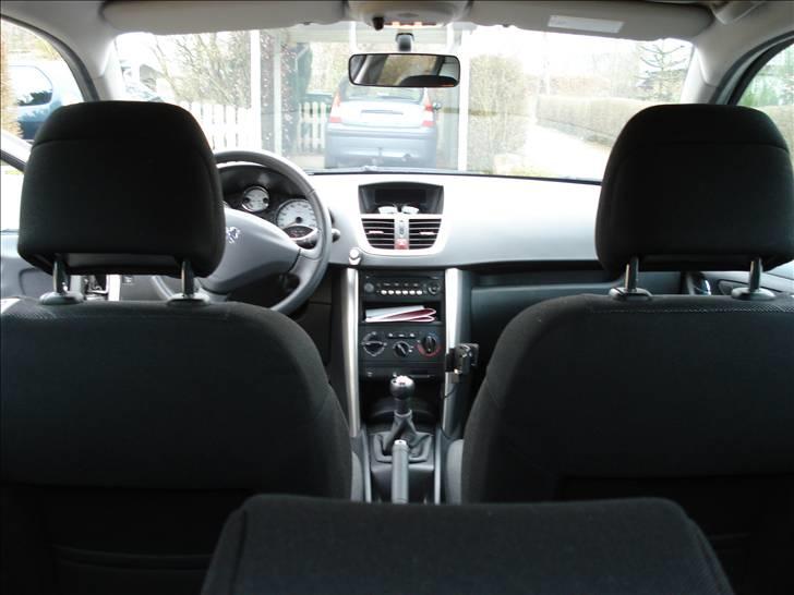 Peugeot 207 hdi s16 - solgt billede 7
