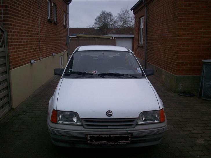 Opel Kadett 1.4i billede 6
