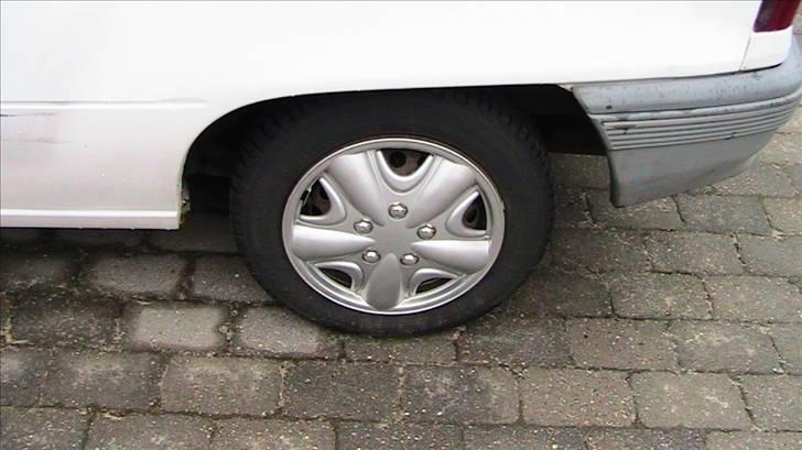 Opel Kadett 1.4i billede 15