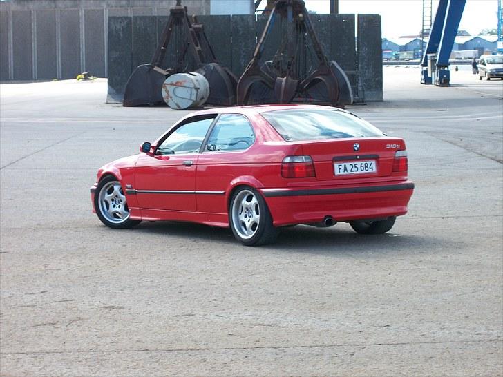 BMW 318ti  billede 3