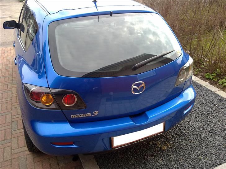 Mazda 3 - SOLGT billede 4