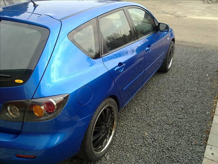 Mazda 3 - SOLGT billede 5