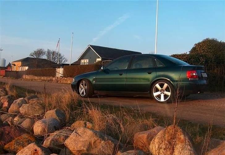 Audi a4 b5 SOLGT billede 1