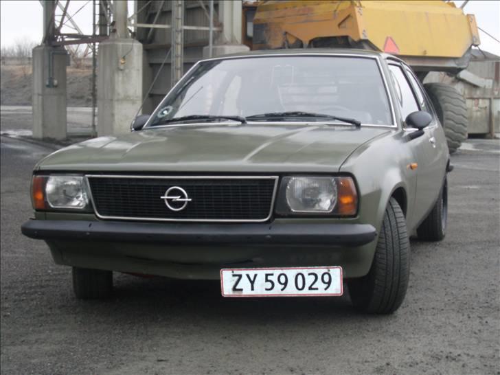 Opel Ascona B - solgt billede 6