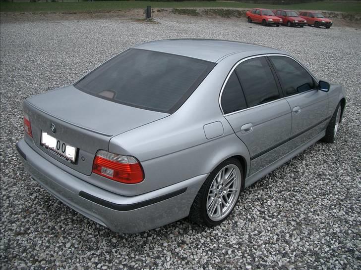 BMW e39 523 steptr. (solgt) billede 3