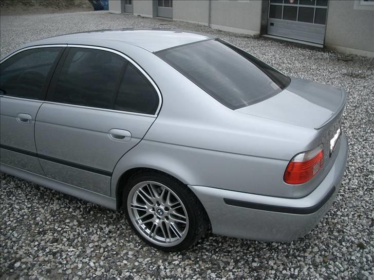 BMW e39 523 steptr. (solgt) billede 6