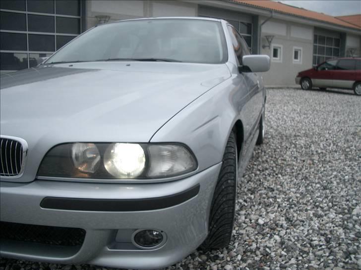 BMW e39 523 steptr. (solgt) billede 8