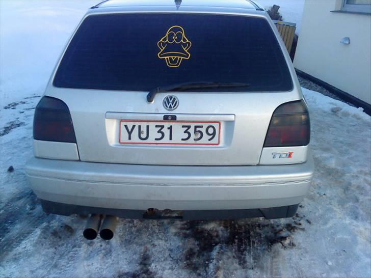 VW Golf 1,9 TDI "soglt" - Med min and i bagruden. :D Og hjemme Tonet ruder. ;D billede 5